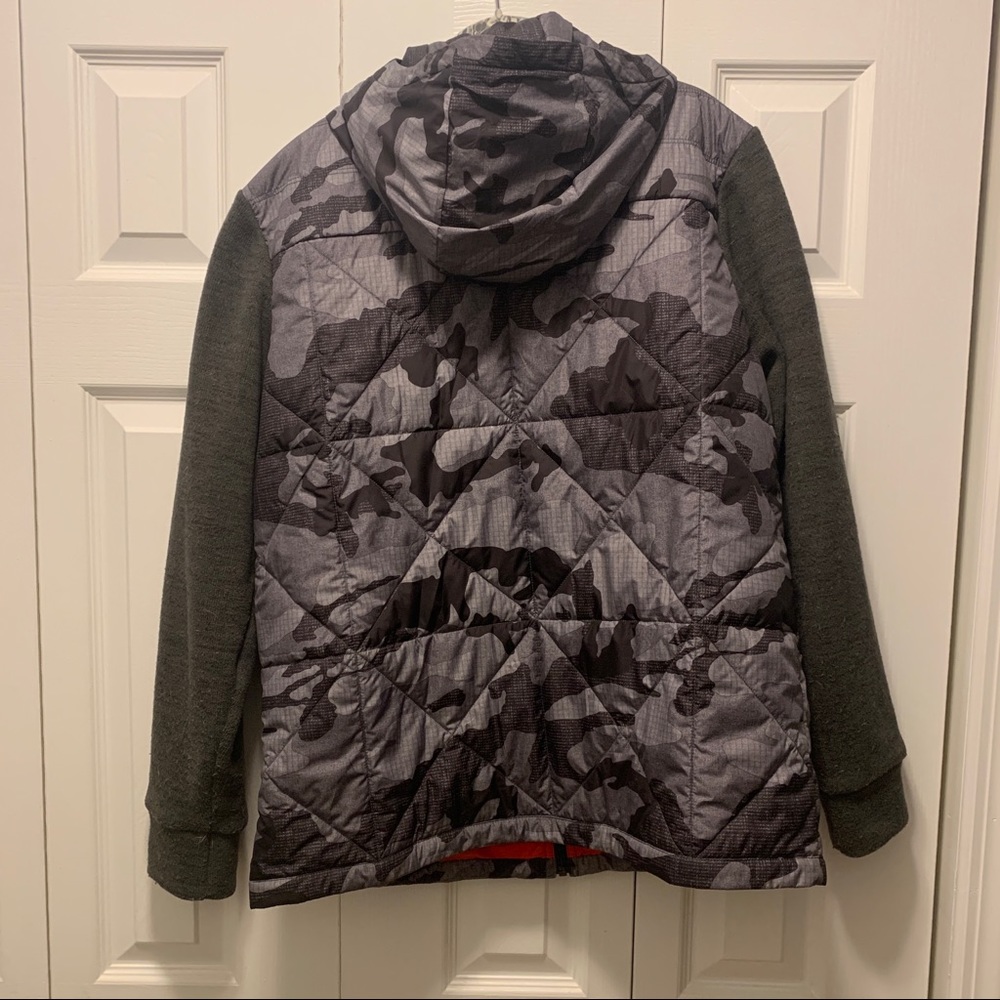 North Face Coat - image 6